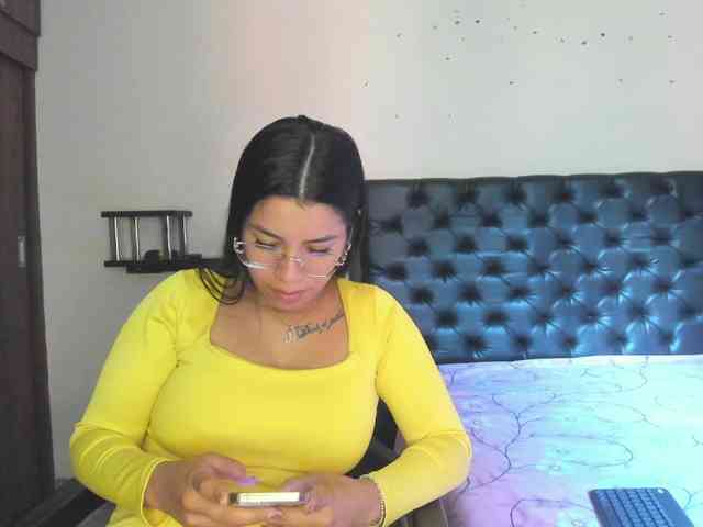 Angelica-salass webcam