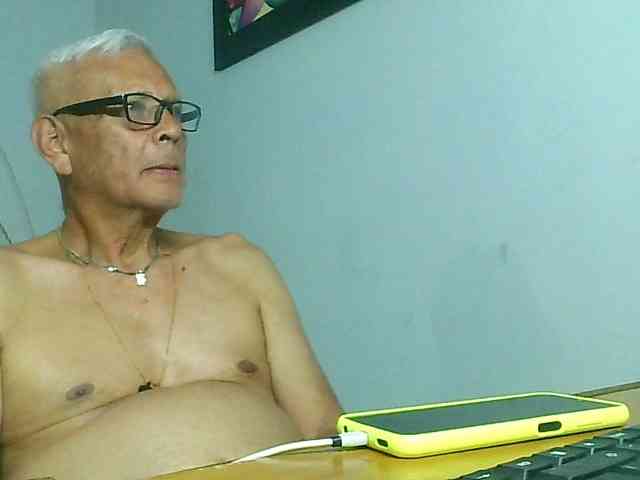 dirtymaturee dirtymaturee