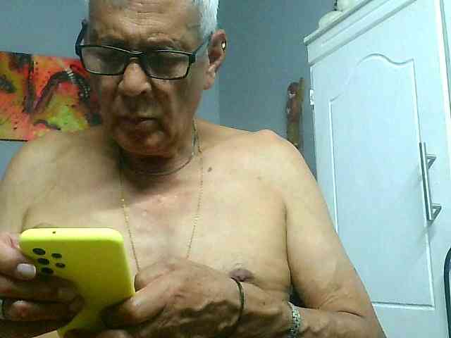 dirtymaturee Live Webcam on {site_name}