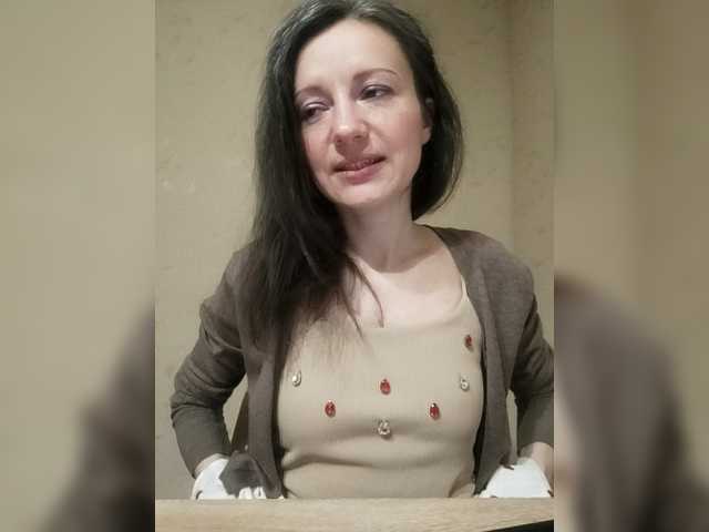 Mint-Lime's BongaCams show and profile