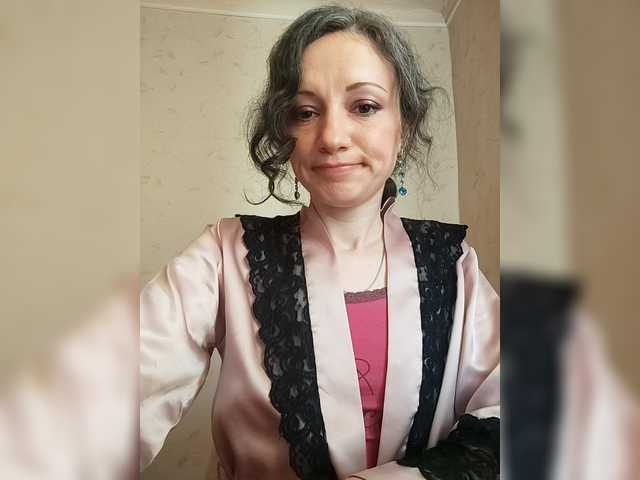 Mint-Lime's BongaCams show and profile