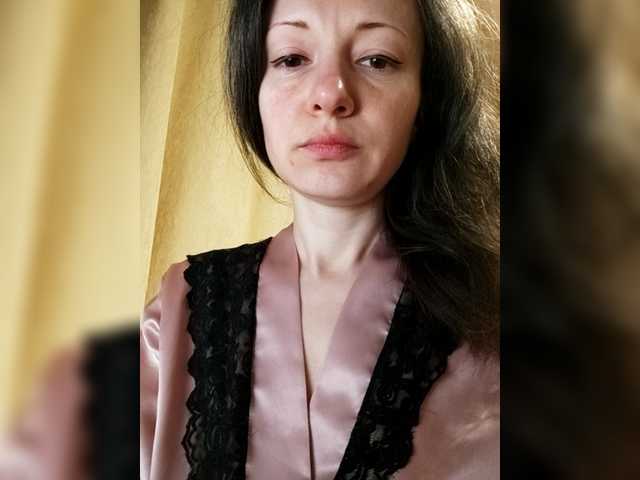 Mint-Lime's BongaCams show and profile