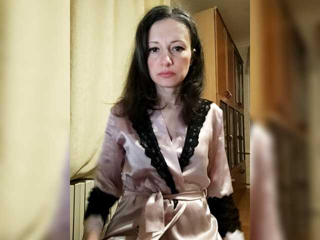 Mint-Lime's BongaCams show and profile