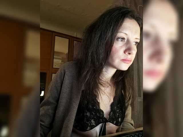 Mint-Lime's BongaCams show and profile