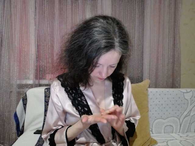 Mint-Lime's BongaCams show and profile