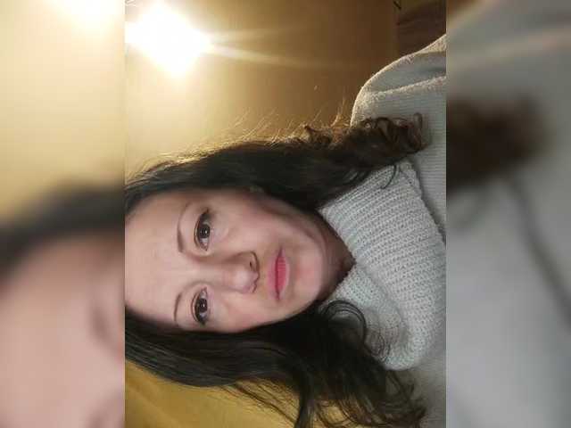 Mint-Lime's BongaCams show and profile