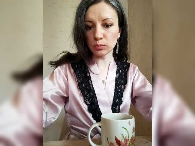 Mint-Lime's BongaCams show and profile