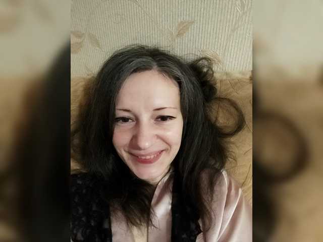 Mint-Lime's BongaCams show and profile