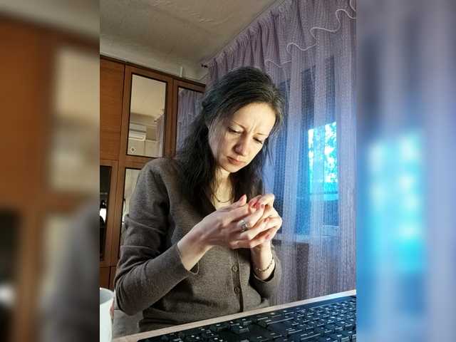 Mint-Lime's BongaCams show and profile