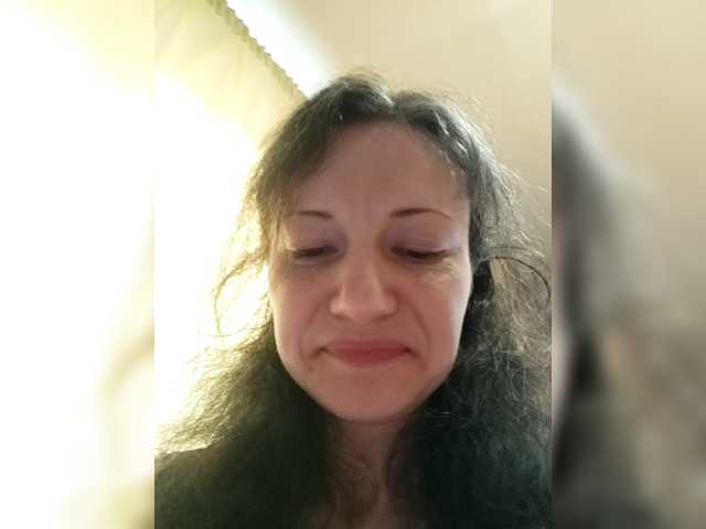 Mint-Lime's BongaCams show and profile