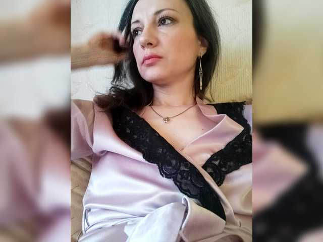 Mint-Lime's BongaCams show and profile