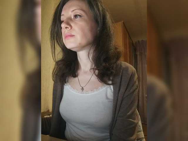 Mint-Lime's BongaCams show and profile