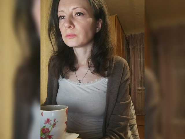 Mint-Lime's BongaCams show and profile