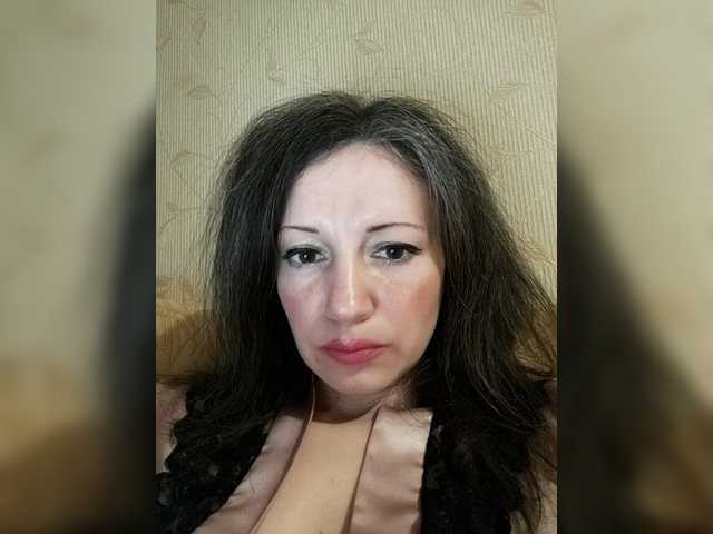 Mint-Lime's BongaCams show and profile