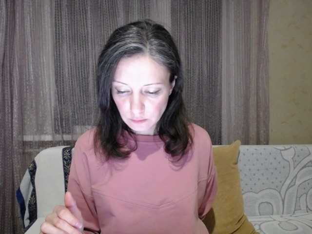 Mint-Lime's BongaCams show and profile