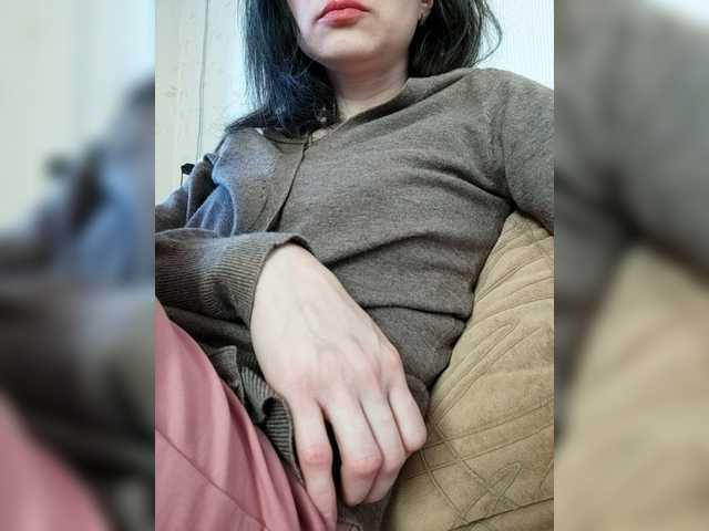 Mint-Lime's BongaCams show and profile