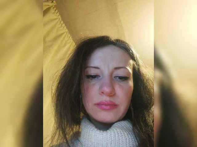 Mint-Lime's BongaCams show and profile