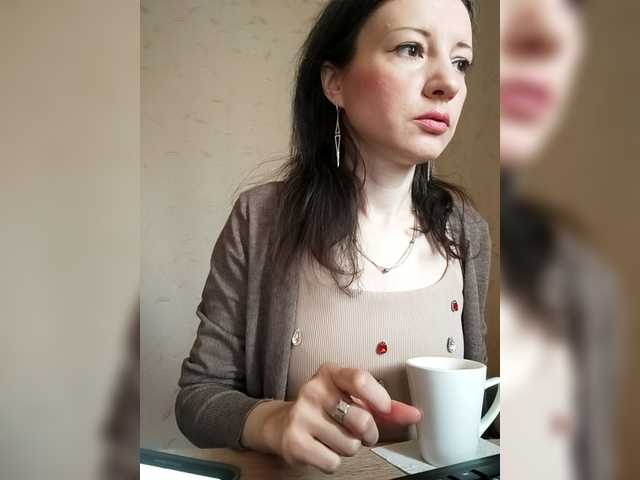 Mint-Lime's BongaCams show and profile