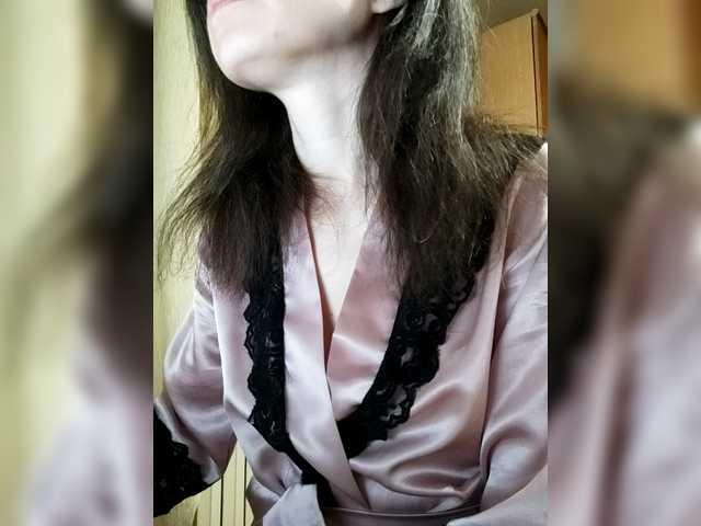 Mint-Lime's BongaCams show and profile