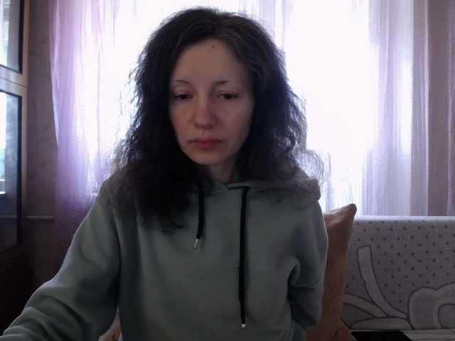 Mint-Lime's BongaCams show and profile