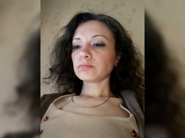 Mint-Lime's BongaCams show and profile