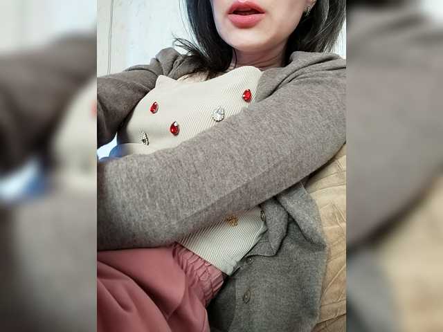 Mint-Lime's BongaCams show and profile