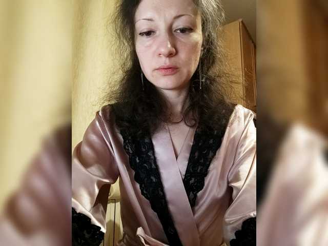 Mint-Lime's BongaCams show and profile