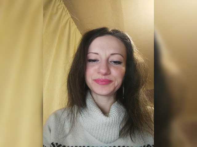 Mint-Lime's BongaCams show and profile