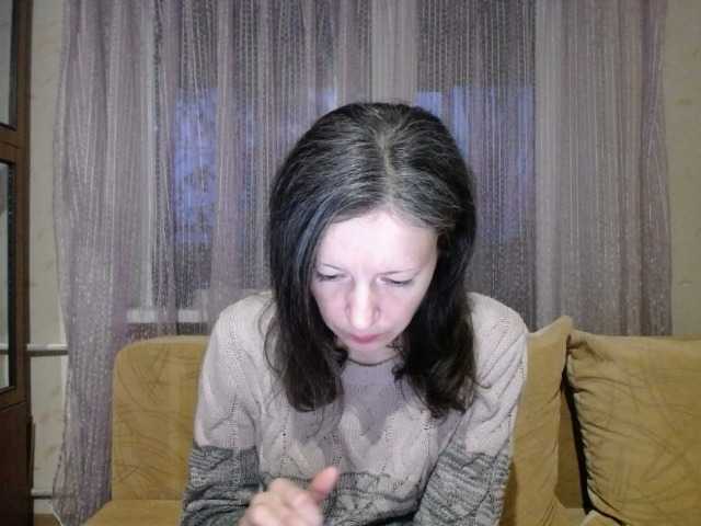 Mint-Lime's BongaCams show and profile