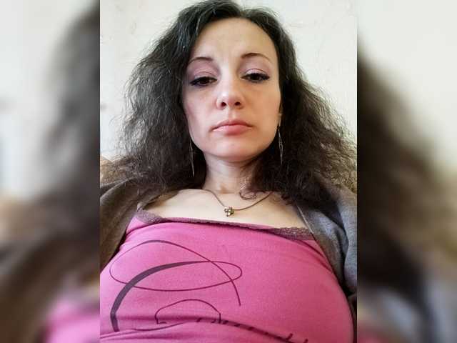 Mint-Lime's BongaCams show and profile