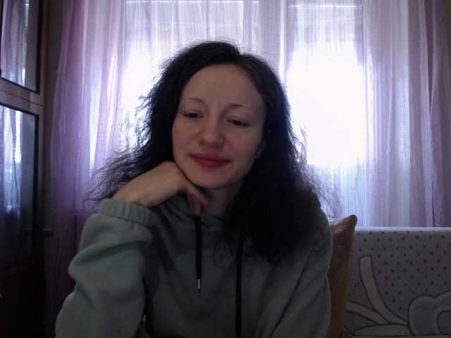 Mint-Lime's BongaCams show and profile