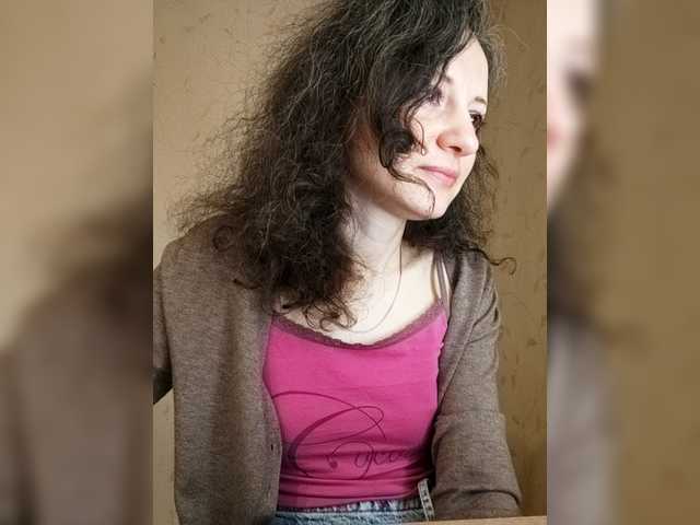 Mint-Lime's BongaCams show and profile