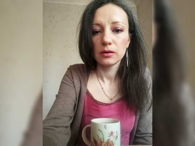 Mint-Lime live cam profile