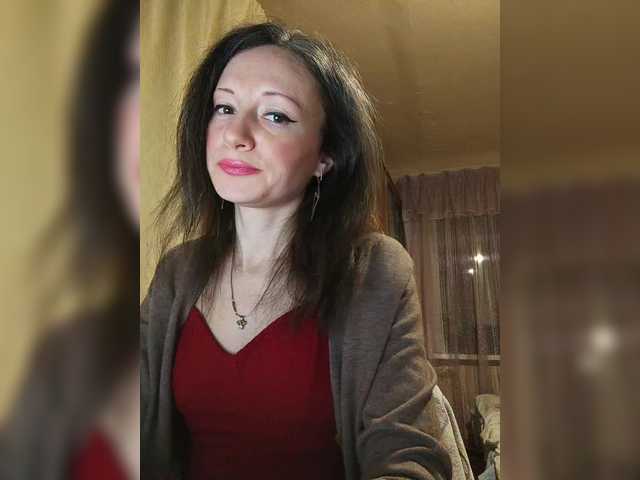 Mint-Lime's BongaCams show and profile