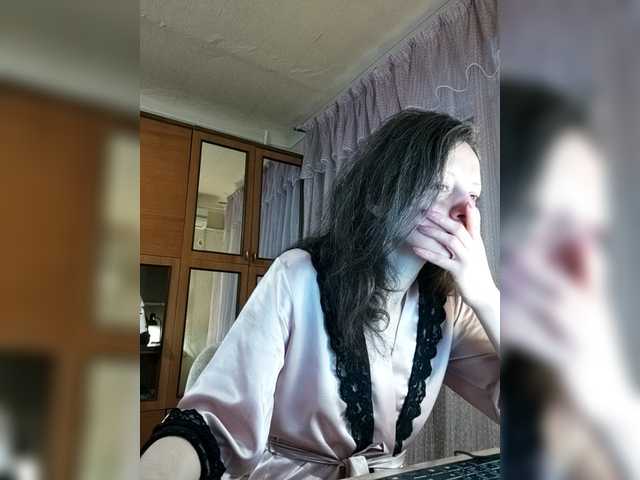 Mint-Lime's BongaCams show and profile