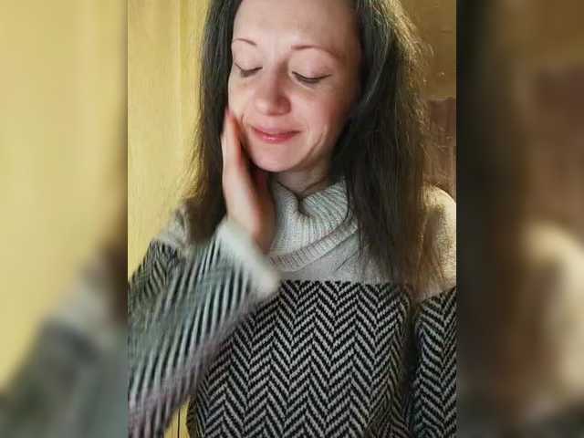 Mint-Lime's BongaCams show and profile