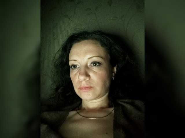 Mint-Lime's BongaCams show and profile