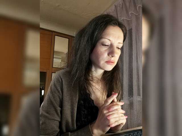 Mint-Lime's BongaCams show and profile