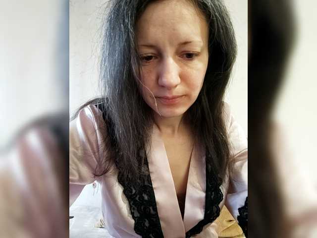 Mint-Lime's BongaCams show and profile