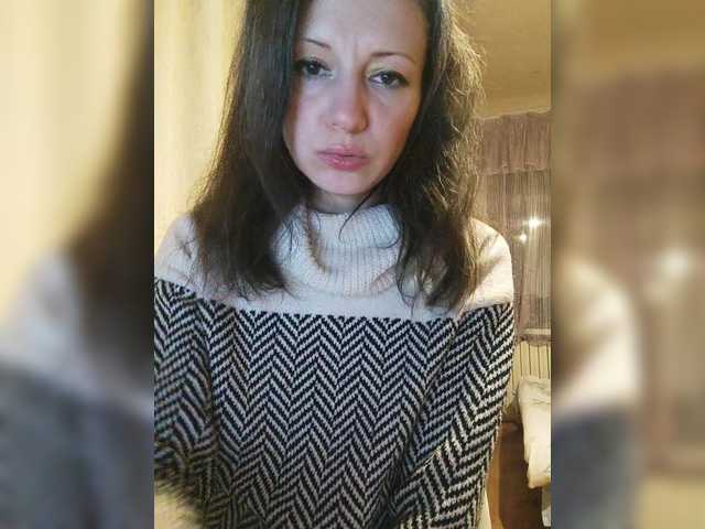 Mint-Lime's BongaCams show and profile