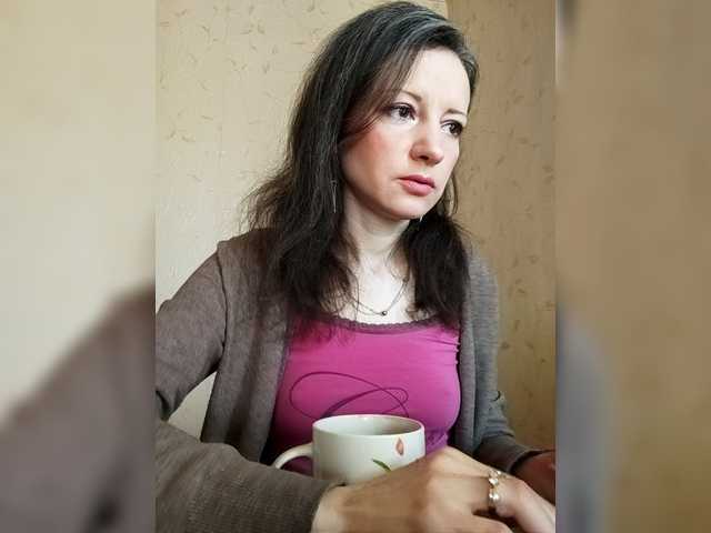 Mint-Lime's BongaCams show and profile