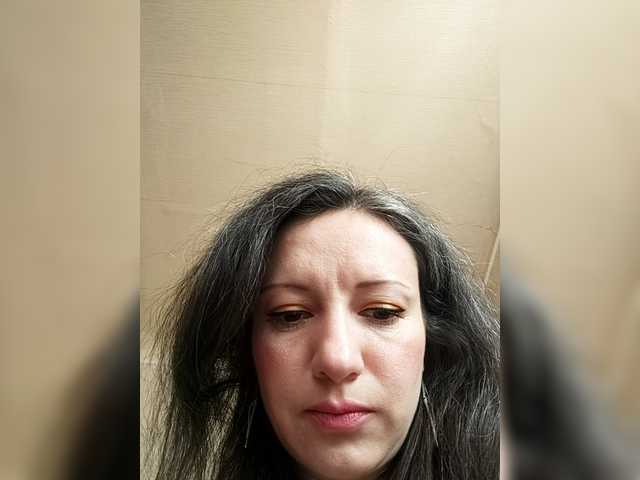 Mint-Lime's BongaCams show and profile