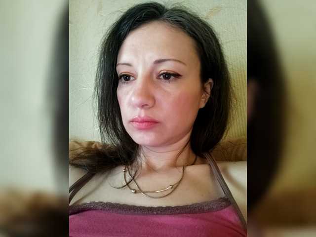 Mint-Lime's BongaCams show and profile