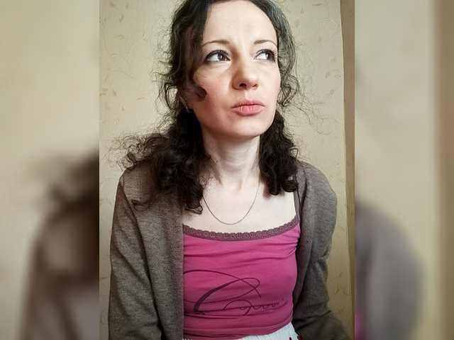 Mint-Lime's BongaCams show and profile