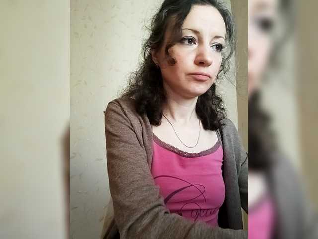 Mint-Lime's BongaCams show and profile