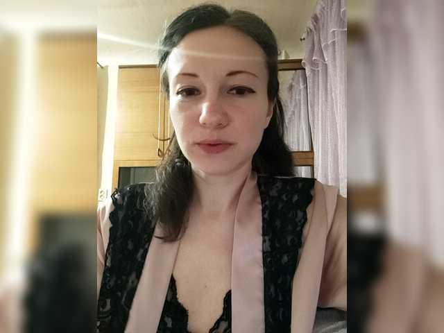 Mint-Lime's BongaCams show and profile