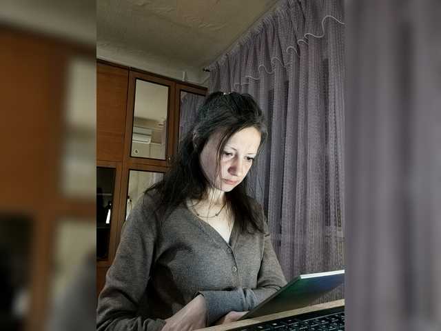 Mint-Lime's BongaCams show and profile