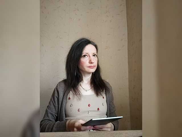 Mint-Lime's BongaCams show and profile