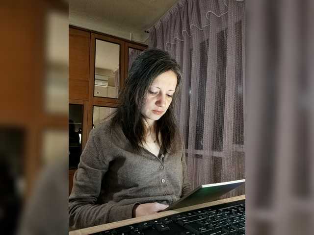 Mint-Lime's BongaCams show and profile