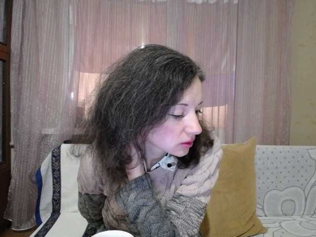 Mint-Lime's BongaCams show and profile